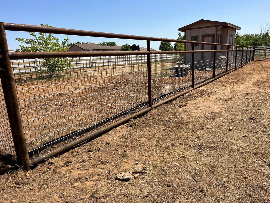Welded Wire Fence