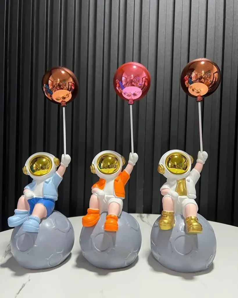 Space Astronaut Theme Decor Ideas