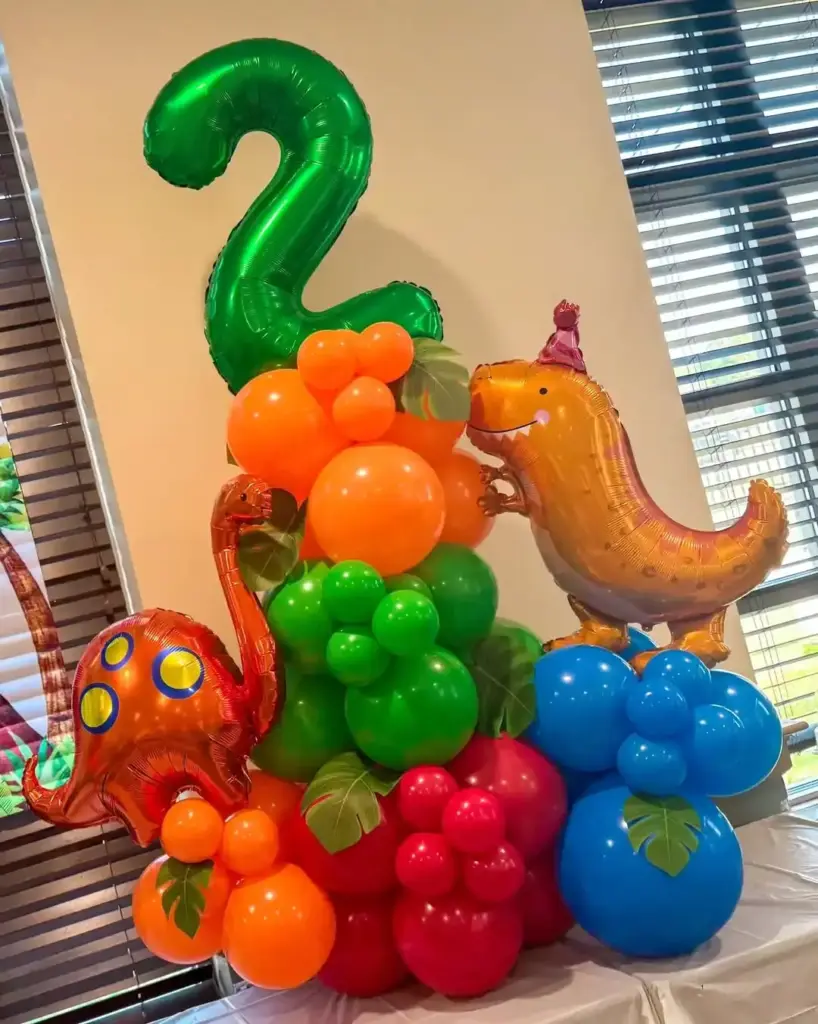 Dinosaur Adventure Decorations