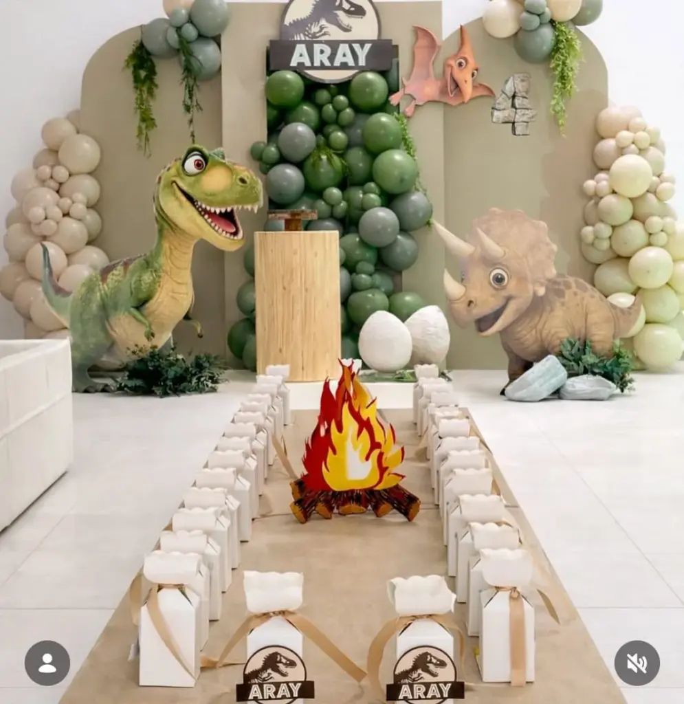 Cartoon Character Theme Decor