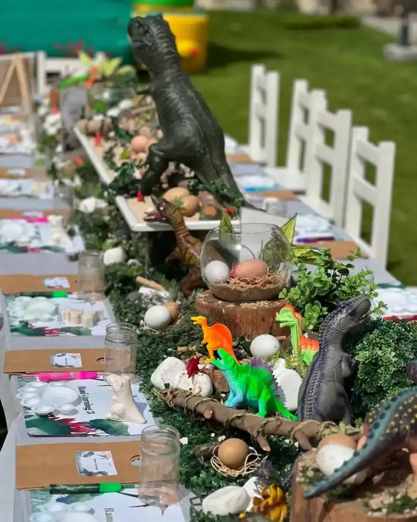 Dinosaur Adventure Decorations