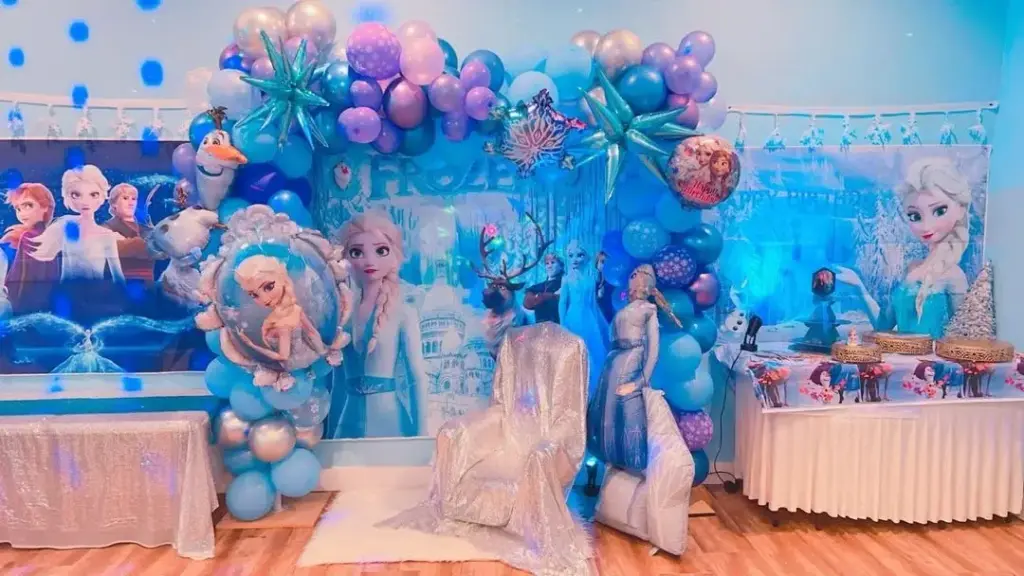 Cartoon Character Theme Decor