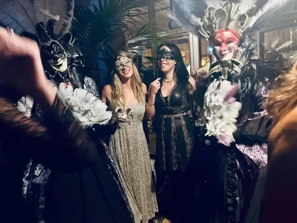 Indoor Party Themes For Adults