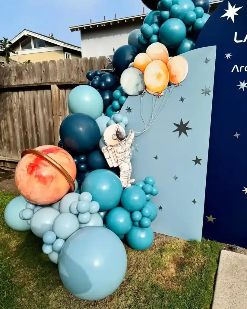 Space Astronaut Theme Decor Ideas